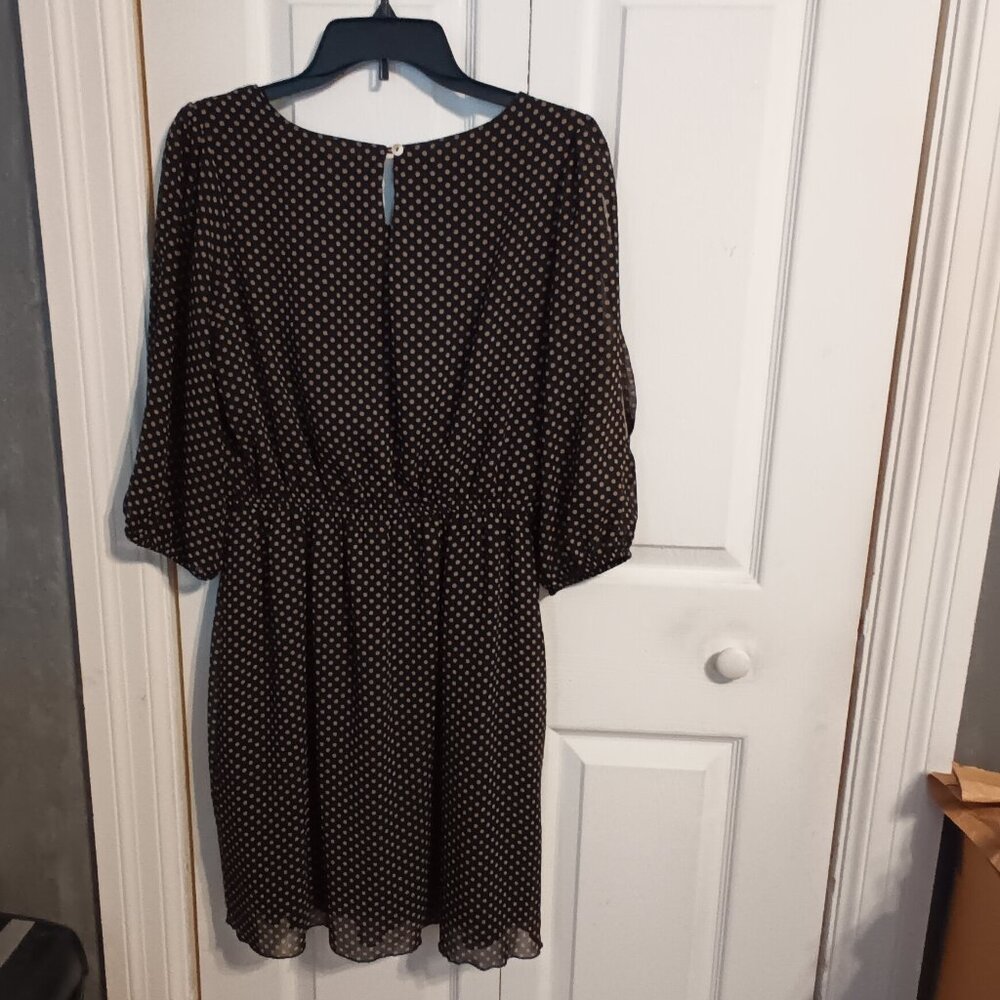 Dress 🔥FIRE SALE🔥Reg $12 - Picture 2 of 4